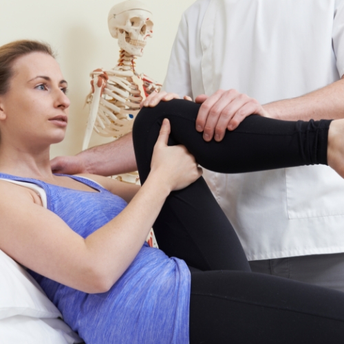 physiotherapy-center-hip-pain-relief-sports-medicine-experts-dundas-on